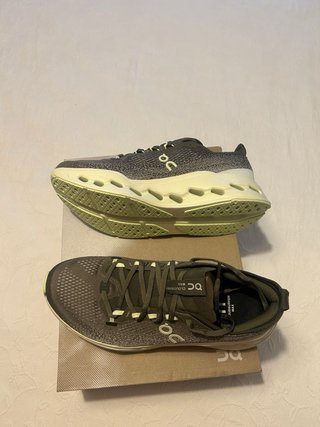 Zapatillas On Running Beige/Verde Talla 45