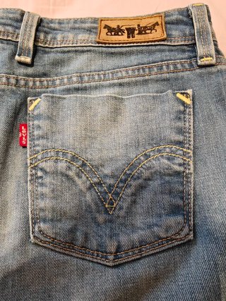 Falda Levi's vaquera tubo
