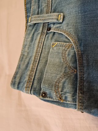 Falda Levi's vaquera tubo