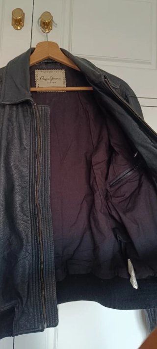 Chaqueta Pepe Jeans negra 100% piel de cabra