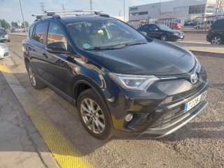 Toyota RAV4 2017