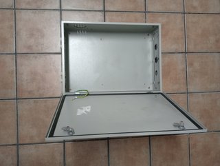 Caja Metálica  70 x 50 x 20