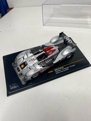 : Lote 2 Coches Escala 1:43 Audi R15 TDI IXO