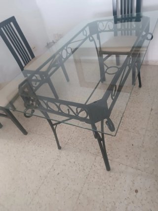 Mesa de comedor cristal y metal