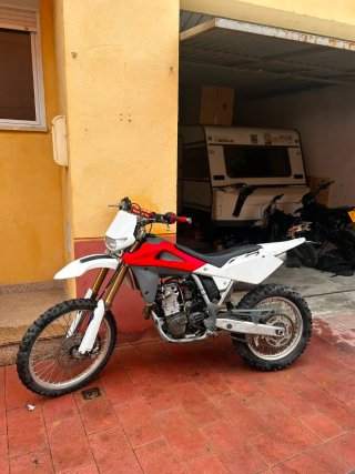 Husqvarna TE 250 Enduro Moto 2006