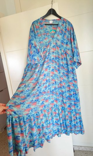 Vestido largo seda estampado azul rosa 50 52 maxi