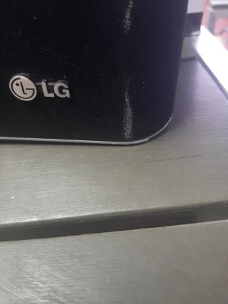 Altavoces LG Negros