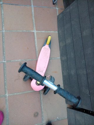 Patinete infantil Oxelo 3 ruedas rosa