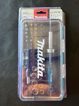 Juego de trinquete y brocas Makita 47 piezas