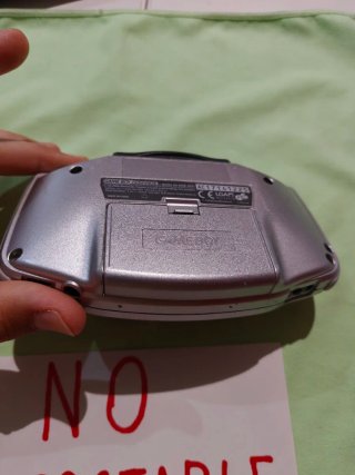 Nintendo Game Boy Advance Plata muy buen estado