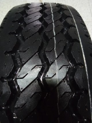 Neumático Radial SL305 185R14C