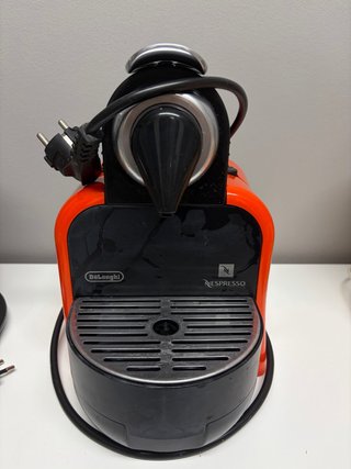 Cafetera Nespresso DeLonghi Vermells/Negra