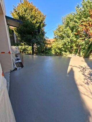 Pavimentación de suelos resistente y elegante