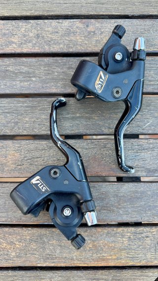 Manetas Freno/Cambio Shimano Deore XT