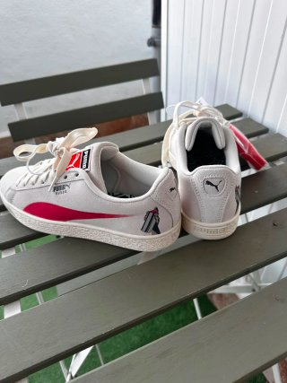 Zapatillas Puma Suede Blancas y Rojas Son Generica