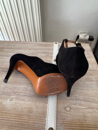 Zapatos Gucci Tacón Negro T-Strap Peep Toe