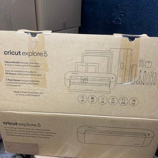 Cricut Explore 5 Deluxe Bundle + Contenido Digital