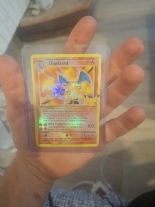 Carta Pokémon Charizard Holográfica