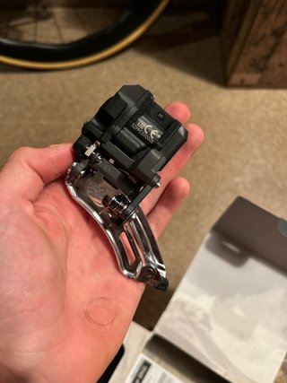 Desviador Shimano Deore XT Di2
