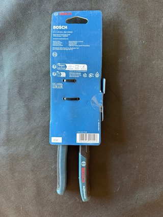 Alicates de pico de loro Bosch Professional