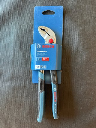 Alicates de pico de loro Bosch Professional