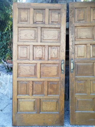 Puertas de madera maciza eran de corredera