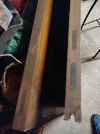 2 Puertas de madera maciza eran de corredera
