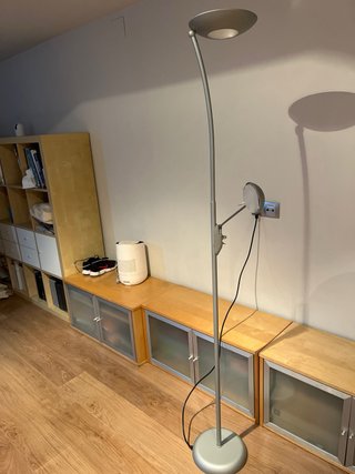 Lámpara de pie moderna gris metal Halogena