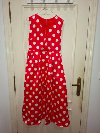 Vestido rojo lunares blancos