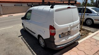 Ford Transit Courier 2015