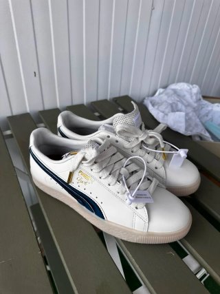 Zapatillas Puma Clyde Blancas y Azules