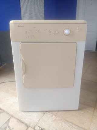 Secadora Edesa 6 kg no se envía recogida en mano