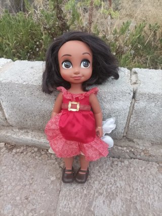 Muñeca Disney princesa Elena con animalito