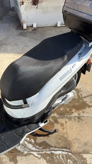 Kymco People 125 Scooter Blanca 2011