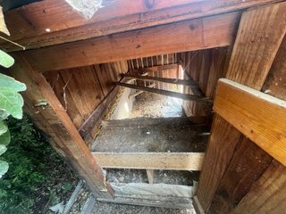 Gallinero de madera rústico