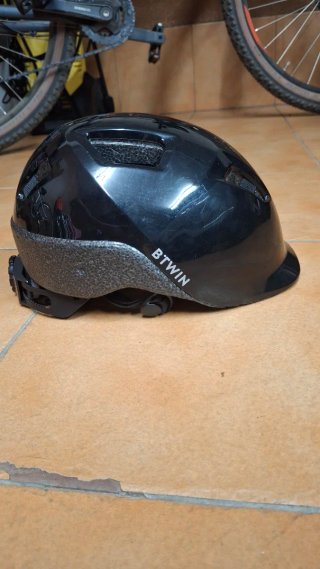 Casco de bici infantil negro