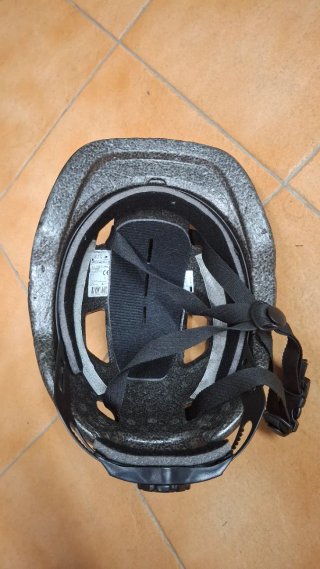 Casco de bici infantil negro