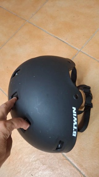 Casco de bici infantil negro