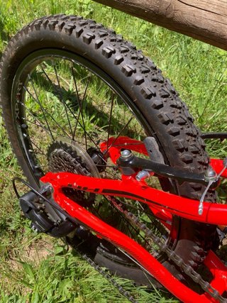 Bicicleta Montaña Infantil Roja BH 6-8 años