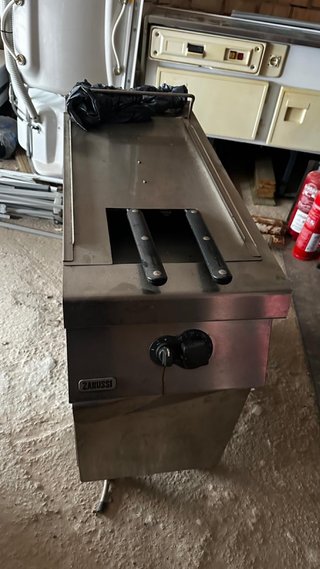 Freidora de gas Zanussi