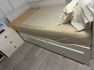 Diván Ikea Hemnes convertible en cama
