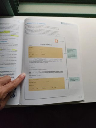 Libro de comunicación y atención al cliente