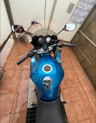 Suzuki Bandit GSF 650 Azul