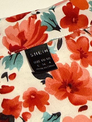 Blusa floral multicolor