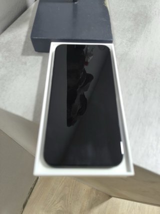 iPhone 15 Pro Max Fundas y Caja