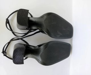 ZARA Zapatos de tacón negros