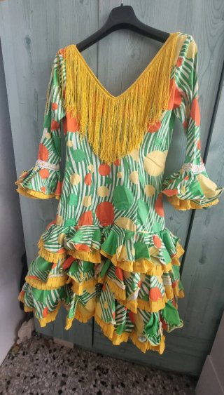 Traje de flamenca talla 40