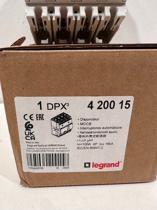 Interruptor Automático MCCB Legrand DPX 160