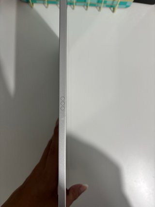 iPad 10ª Gen Plata + Funda Teclado y lápiz