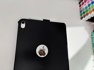 iPad 10ª Gen Plata + Funda Teclado y lápiz